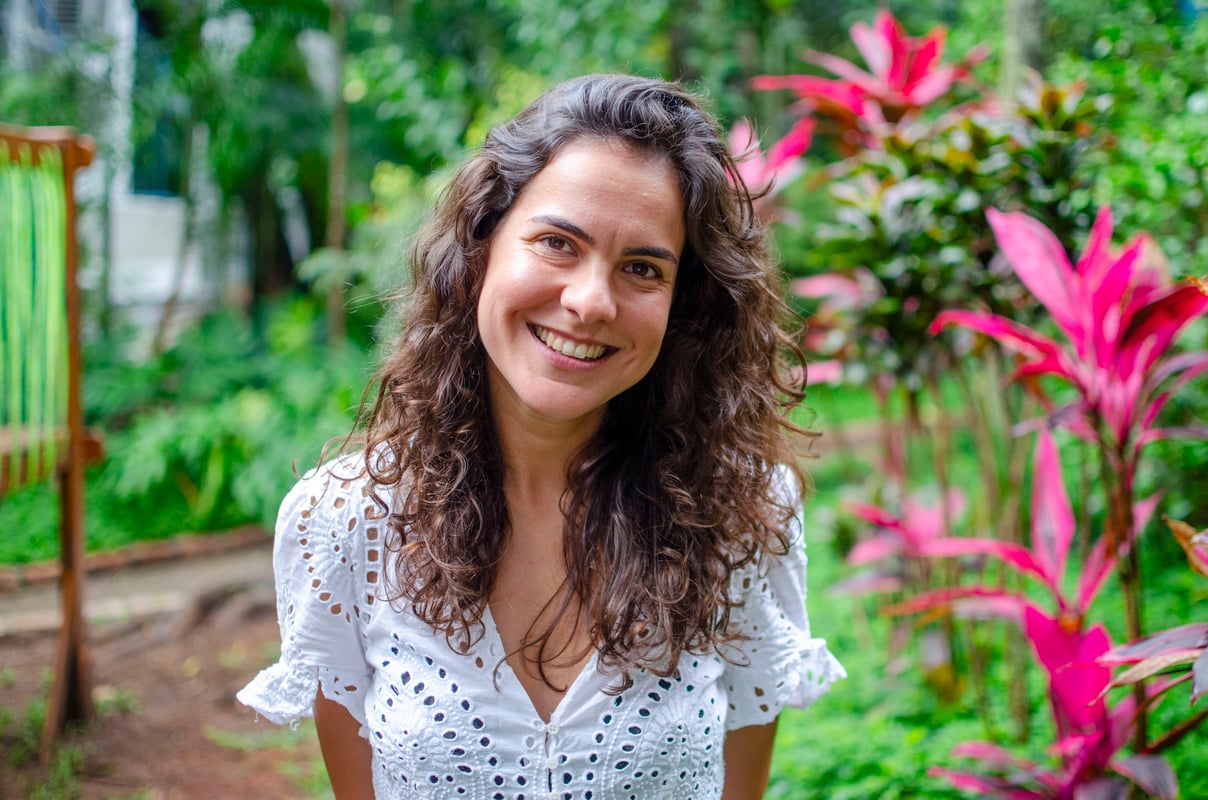 Caroline Ferraz profa 1o ano - Caroline Maria Sales Ferraz